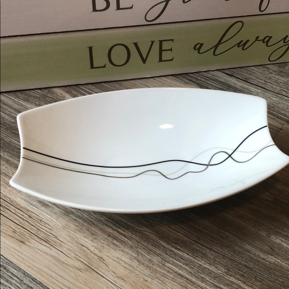 Beautiful serving bowl